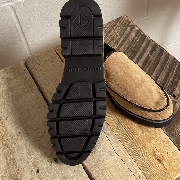 Donald Pliner chunky suede loafer, new, size 7.5 - Picture 6 of 6